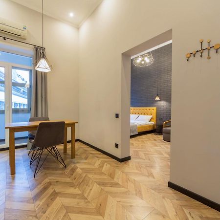 Idea Design Apart-Hotel Prorizna Kyiv Exterior photo