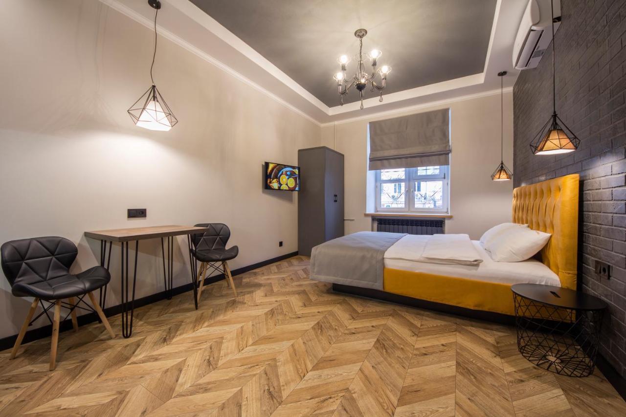Idea Design Apart-Hotel Prorizna Kyiv Exterior photo
