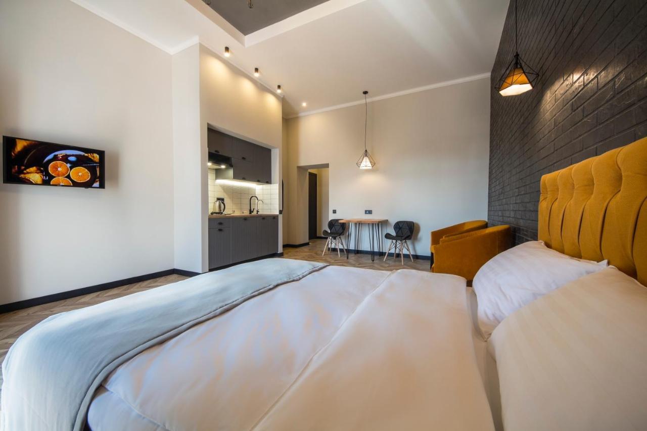 Idea Design Apart-Hotel Prorizna Kyiv Exterior photo