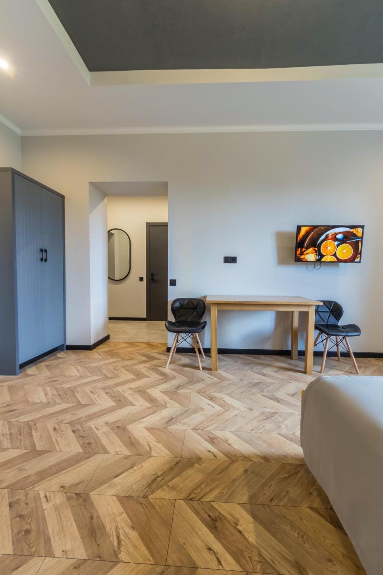 Idea Design Apart-Hotel Prorizna Kyiv Exterior photo